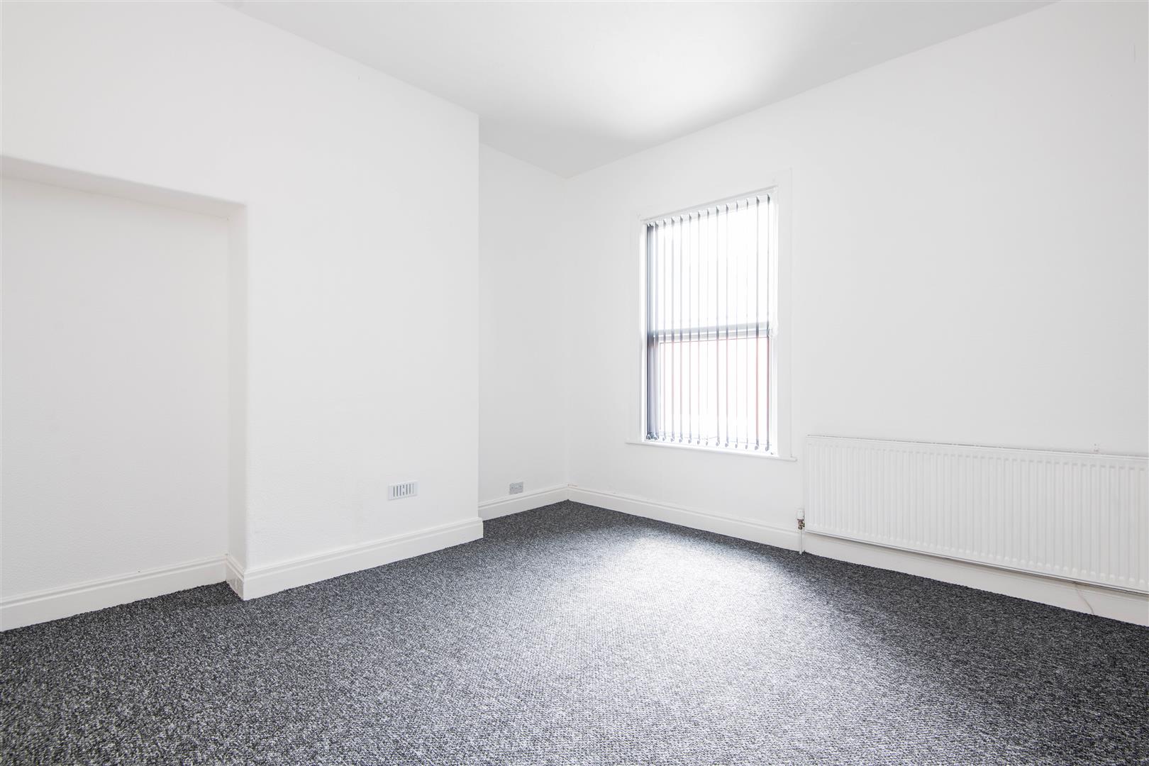 2 bed property in Wolseley Place, Preston